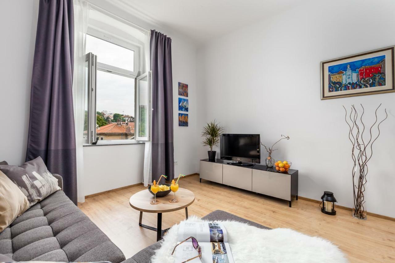 Apartamento Apartman Deark Rijeka Exterior foto