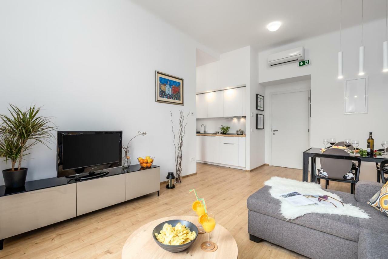 Apartamento Apartman Deark Rijeka Exterior foto